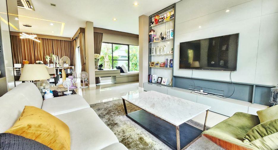 Haus zum Kauf mit 4 Zimmer in Pak Kret, Nonthaburi