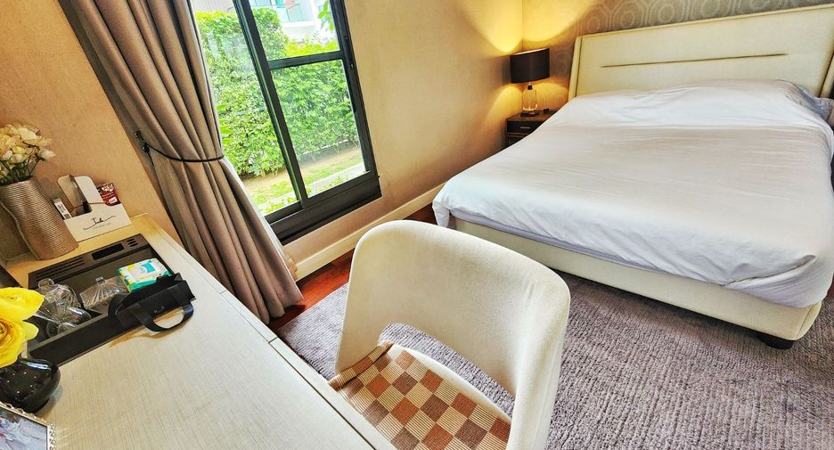 Haus zum Kauf mit 4 Zimmer in Pak Kret, Nonthaburi