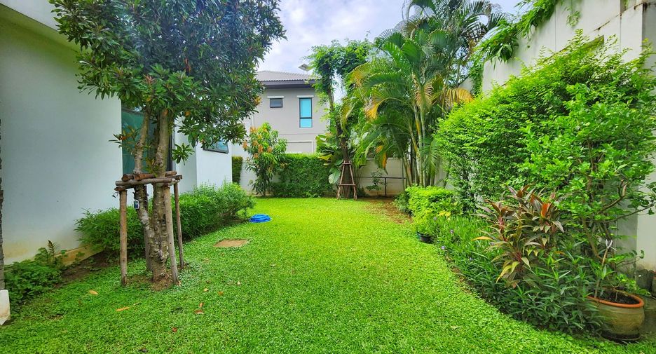 Haus zum Kauf mit 4 Zimmer in Pak Kret, Nonthaburi
