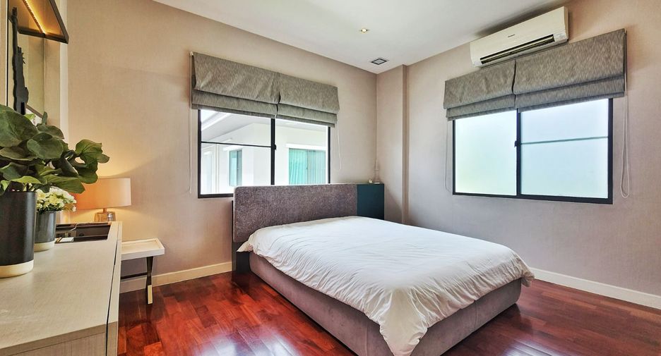 Haus zum Kauf mit 4 Zimmer in Pak Kret, Nonthaburi