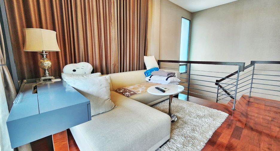 Haus zum Kauf mit 4 Zimmer in Pak Kret, Nonthaburi