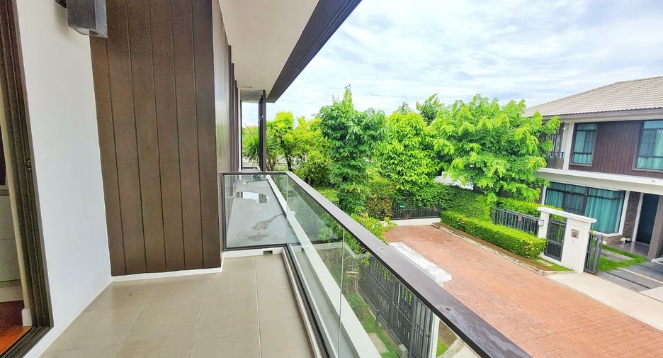 Haus zum Kauf mit 4 Zimmer in Pak Kret, Nonthaburi