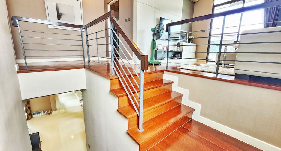 Haus zum Kauf mit 4 Zimmer in Pak Kret, Nonthaburi