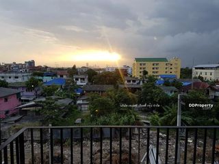 For sale 3 ベッドルーム house in Bang Na, Bangkok