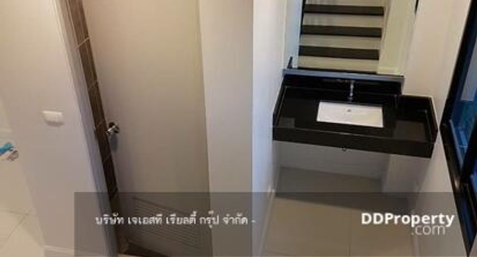 For sale 3 bedrooms house in Bang Na, Bangkok