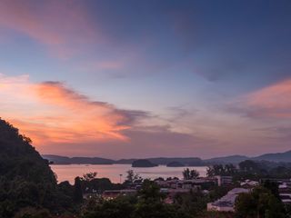 For sale 2 bed condo in Mueang Krabi, Krabi