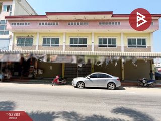 For sale 2 Beds retail Space in Song Phi Nong, Suphan Buri