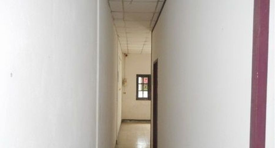 For sale 1 bed townhouse in Kabin Buri, Prachin Buri