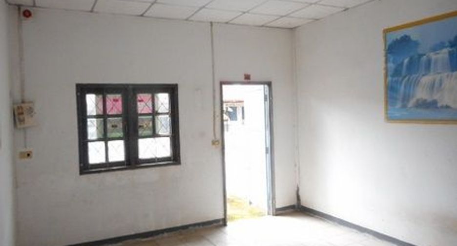 For sale 1 bed townhouse in Kabin Buri, Prachin Buri