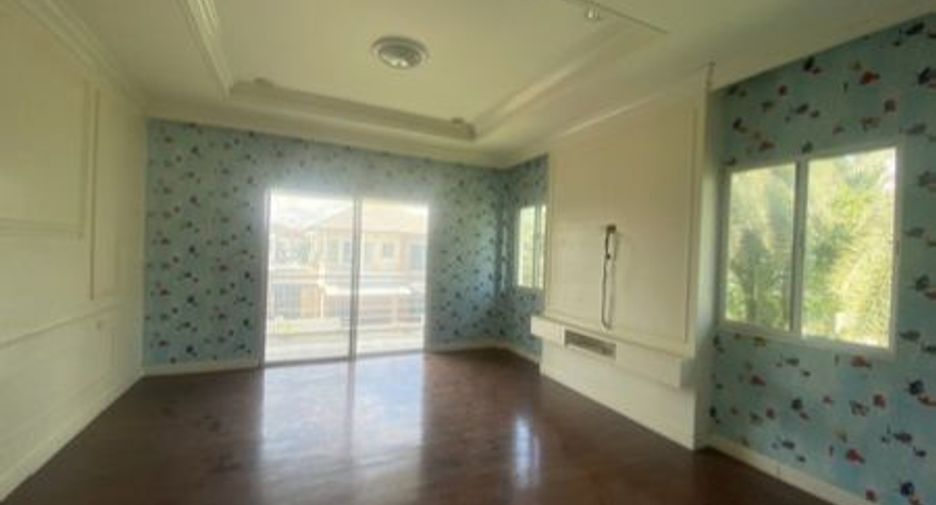 For sale 3 bedrooms house in Khan Na Yao, Bangkok