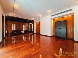 For rent 3 bedrooms house in Khlong Toei, Bangkok