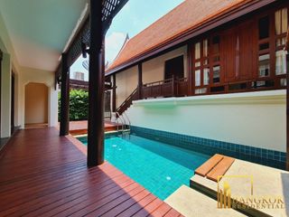 For rent 3 bedrooms house in Khlong Toei, Bangkok