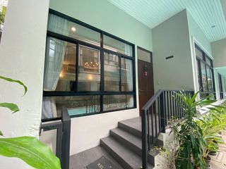 出租 4 卧室 独立屋 在 Khlong Toei, 曼谷