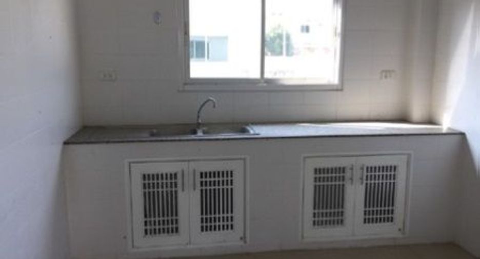 For sale 3 bedrooms house in Doi Saket, Chiang Mai