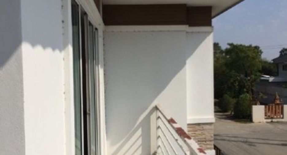For sale 3 bedrooms house in Doi Saket, Chiang Mai