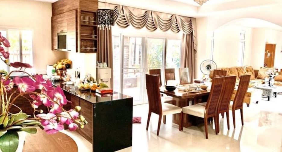 ขาย 4 เตียง บ้านเดี่ยว ใน ศรีราชา, ชลบุรี