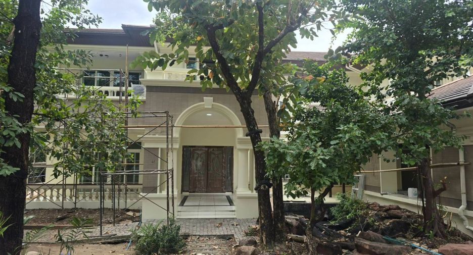 À louer et à vendre 4 chambres maison à Bang Khen, Bangkok
