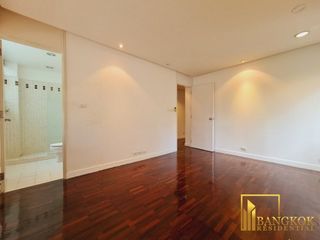 For rent 2 bedrooms apartment in Pathum Wan, Bangkok