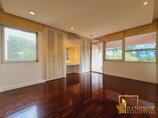 For rent 2 bedrooms apartment in Pathum Wan, Bangkok