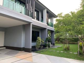 Haus zur Miete mit 4 Zimmer in Bang Phli, Samut Prakan