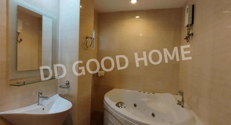 For rent and for sale 2 bedrooms condo in Mueang Chon Buri, Chonburi
