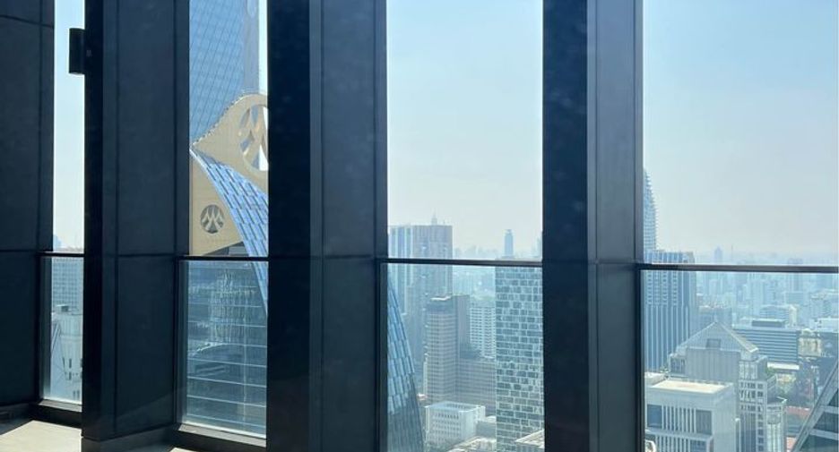 For rent studio house in Pathum Wan, Bangkok