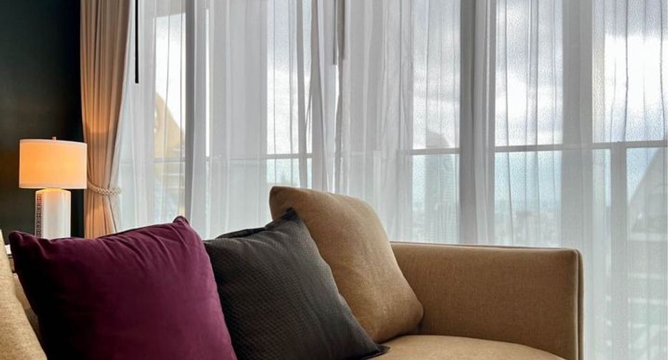 For rent studio house in Pathum Wan, Bangkok