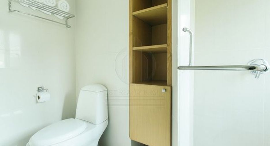 For rent 4 bedrooms condo in Bang Na, Bangkok