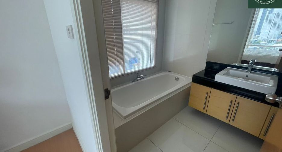 For rent and for sale 2 bedrooms condo in Khlong Toei, Bangkok