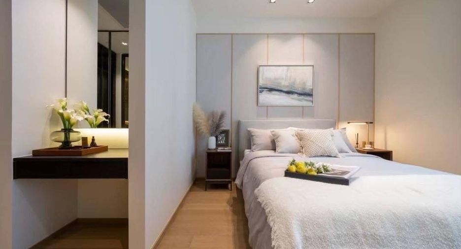 For rent 2 bedrooms condo in Pathum Wan, Bangkok
