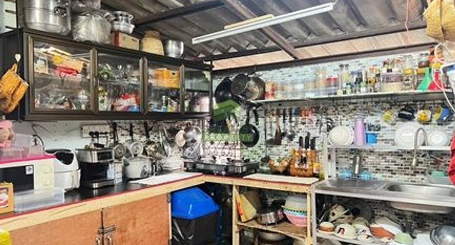 Продажа 3 спальни дом в Пхаси Чароен, Бангкок