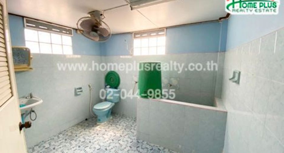For sale 3 bedrooms house in Mueang Sukhothai, Sukhothai