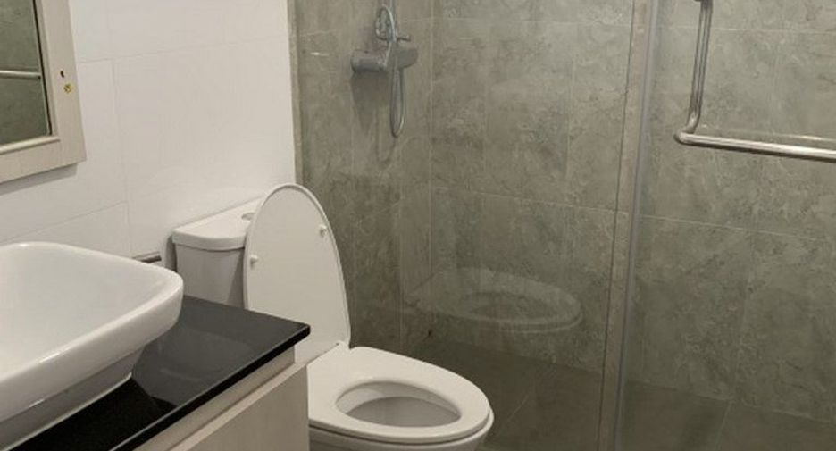 For rent 3 Beds condo in Khlong Toei, Bangkok