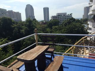 For sale 4 bedrooms townhouse in Bang Lamung, Chonburi