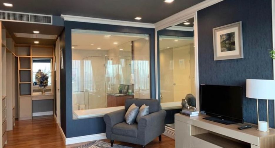 À vendre 2 chambres condo à Sathon, Bangkok