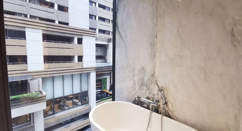 For sale 1 bed condo in Pathum Wan, Bangkok