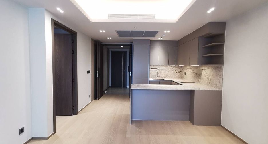 For sale 1 bed condo in Pathum Wan, Bangkok