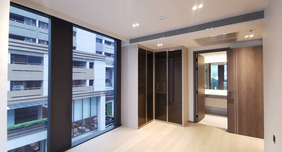 For sale 1 bed condo in Pathum Wan, Bangkok