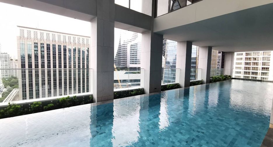 For sale 1 bed condo in Pathum Wan, Bangkok