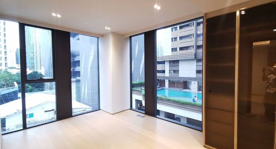 For sale 1 bed condo in Pathum Wan, Bangkok