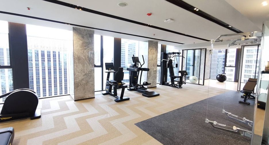 For sale 1 bed condo in Pathum Wan, Bangkok