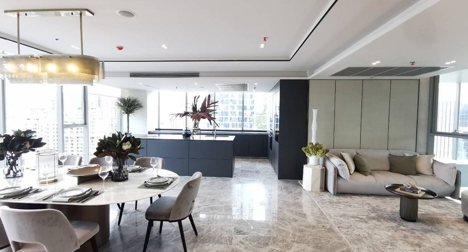 For sale 1 bed condo in Pathum Wan, Bangkok
