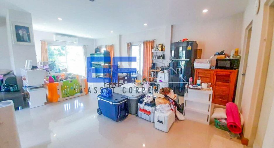 For rent そして for sale 3 Beds house in Pak Kret, Nonthaburi