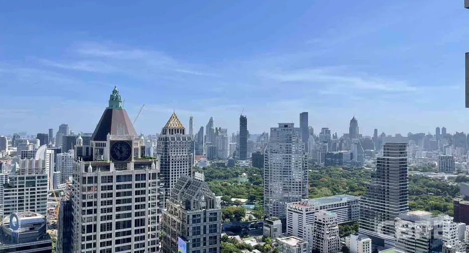 For sale 3 bedrooms condo in Sathon, Bangkok