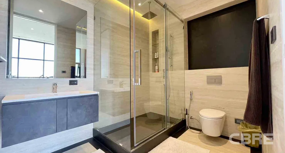 For sale 3 bedrooms condo in Sathon, Bangkok