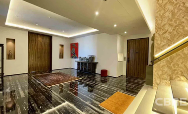 For sale 3 ベッドルーム condo in Sathon, Bangkok