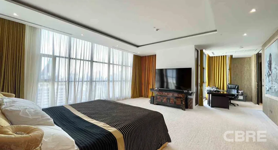 For sale 3 bedrooms condo in Sathon, Bangkok