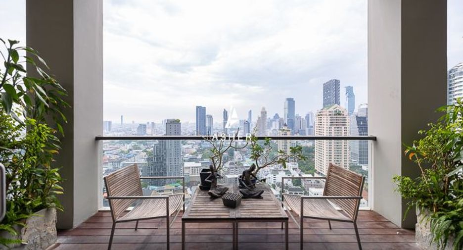 À vendre 2 chambres condo à Sathon, Bangkok