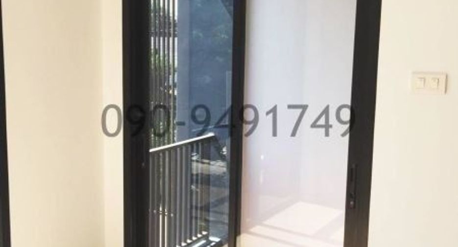 For rent 3 bedrooms townhouse in Pak Kret, Nonthaburi