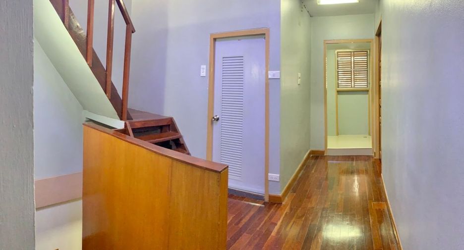 For rent 3 Beds townhouse in Mueang Chiang Mai, Chiang Mai